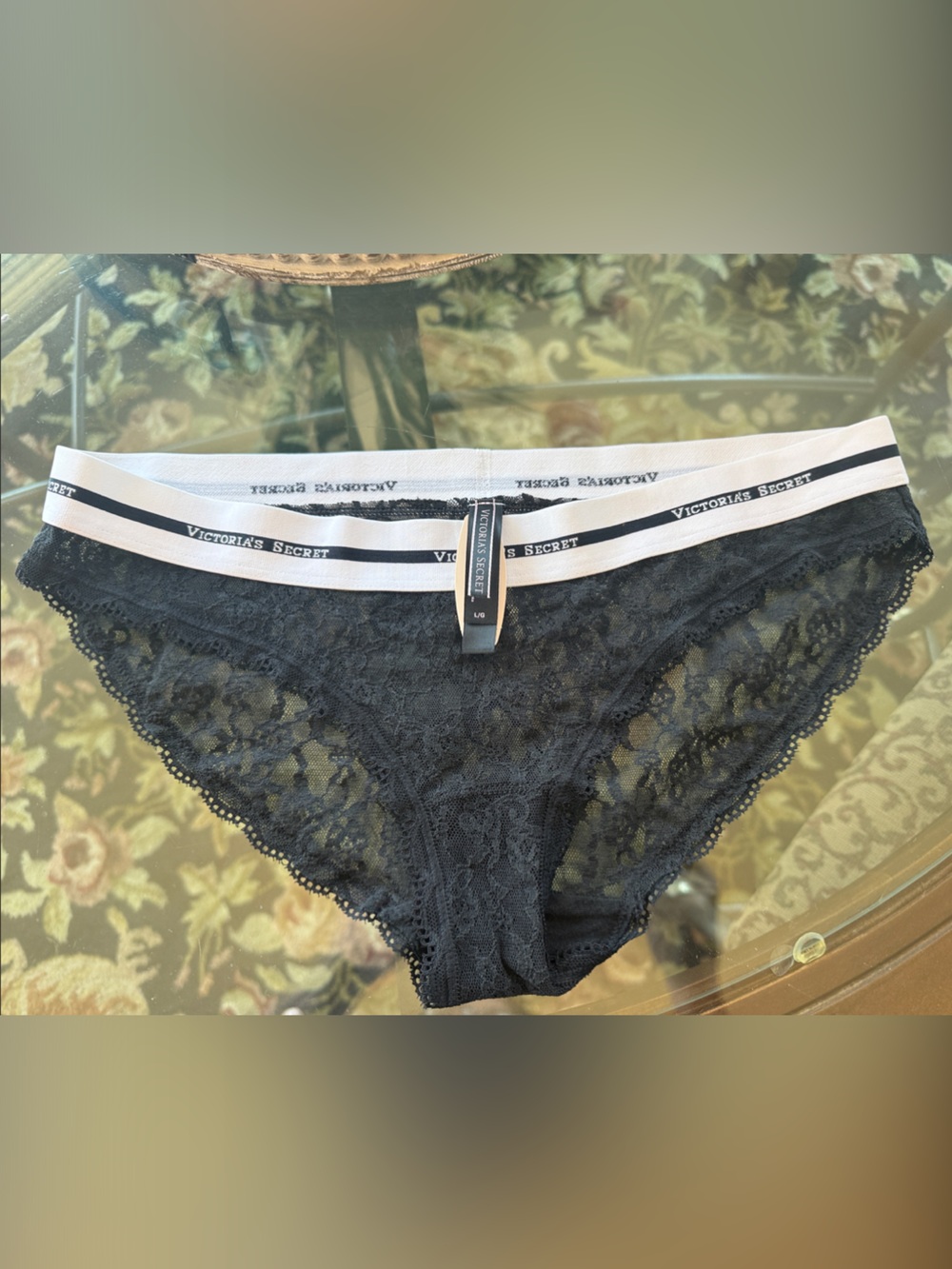 NWT Victoria's Secret Black Lace Low Rise Bikini with White size L